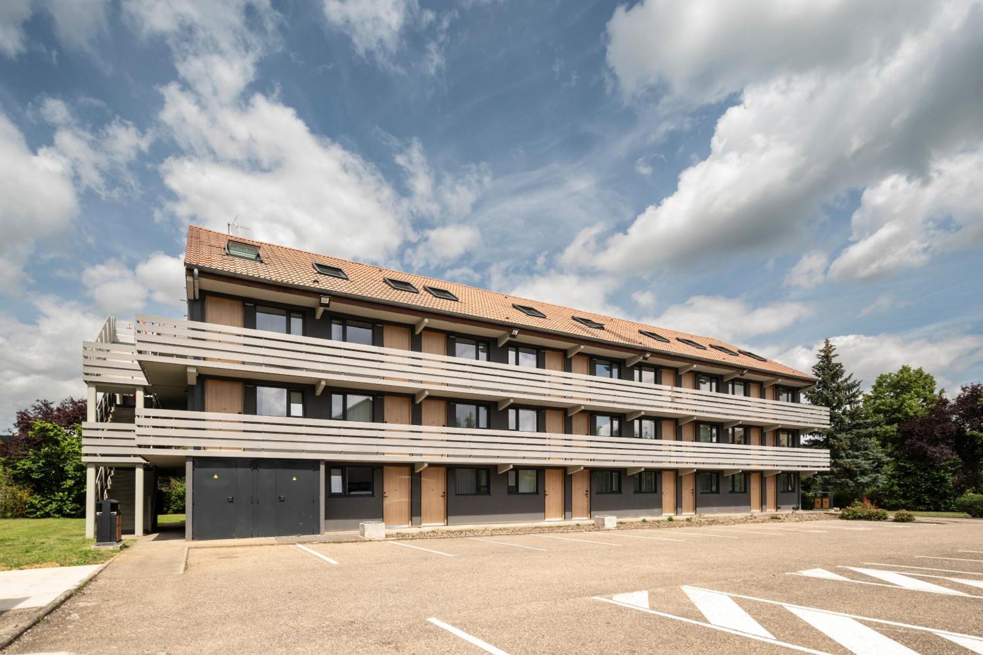 Hotel Campanile Metz - Jouy-Aux-Arches Exterior foto